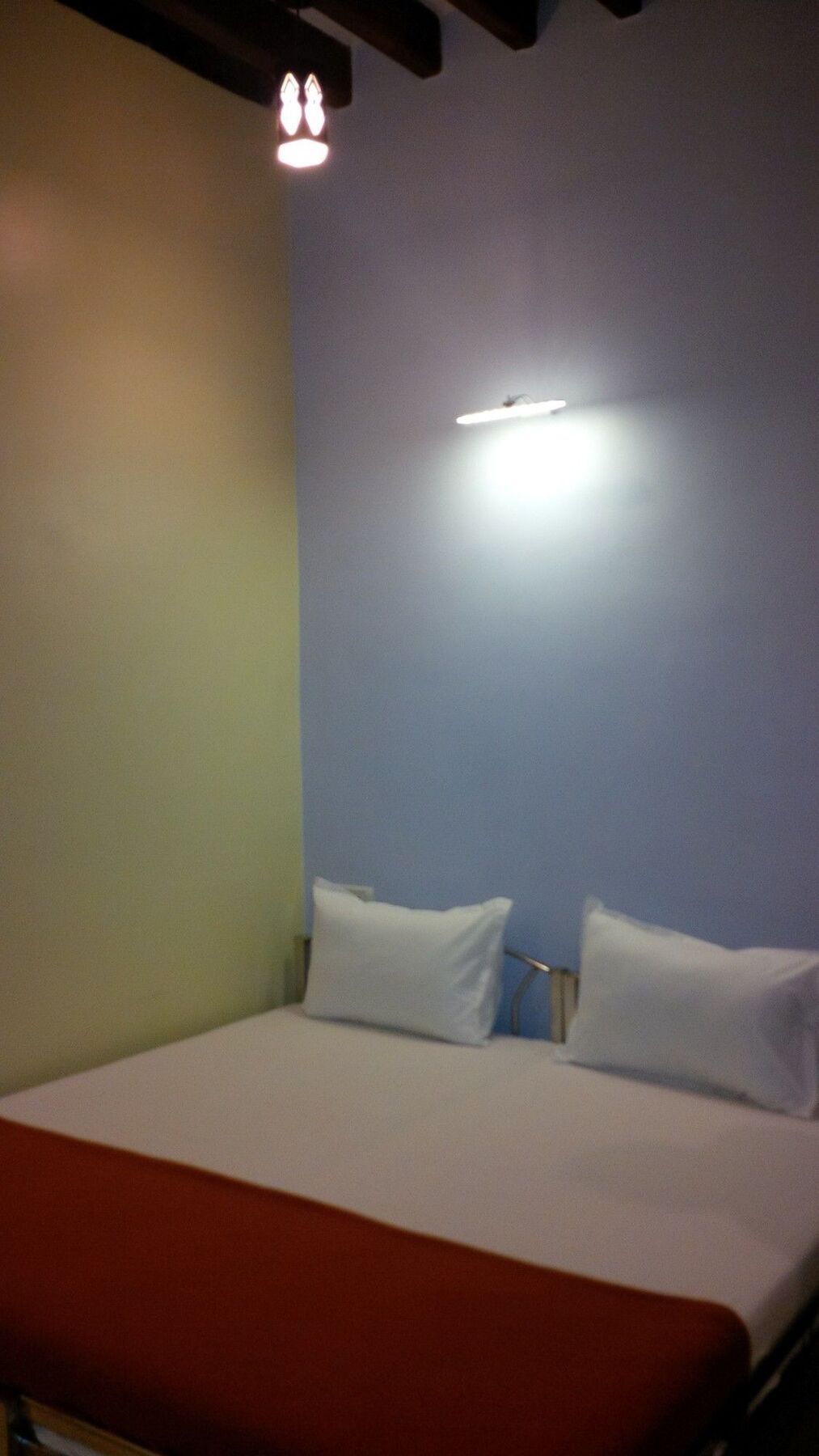 Hotel Blue Bird Colaba Mandve Exterior photo